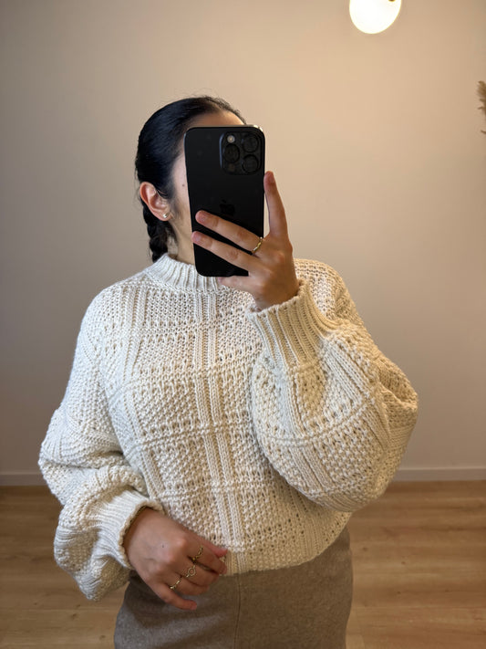 Knitted Sweater White
