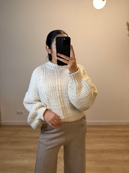 Knitted Sweater White
